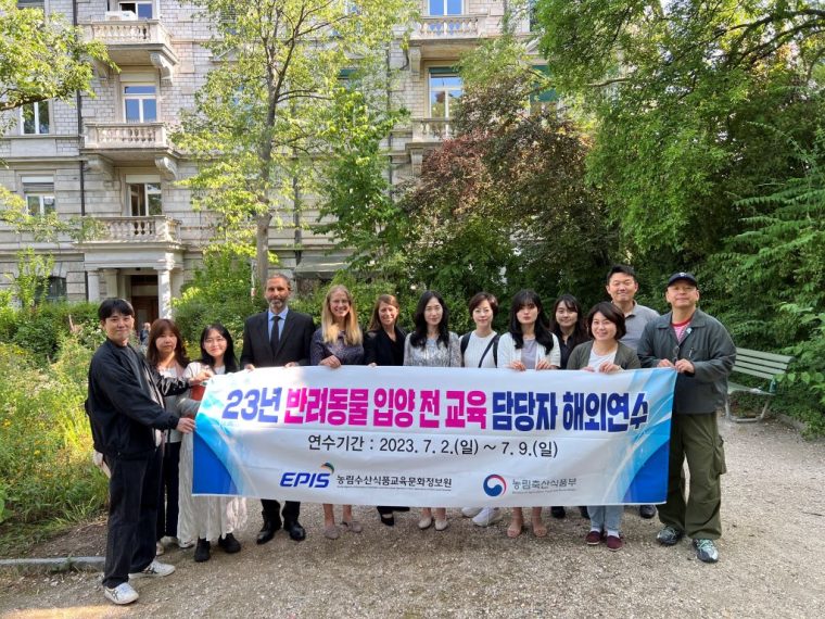 Südkoreanische Delegation zu Besuch bei der TIR
