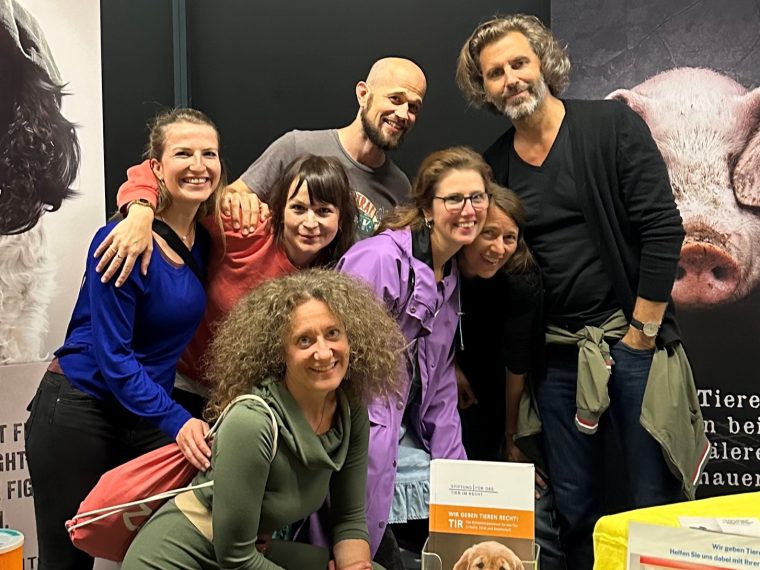 Moby spendet Tour-Einnahmen an Tierrechtsorganisationen